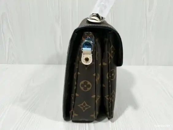 POCHETTE METIS VUITTON LOUIS 0315