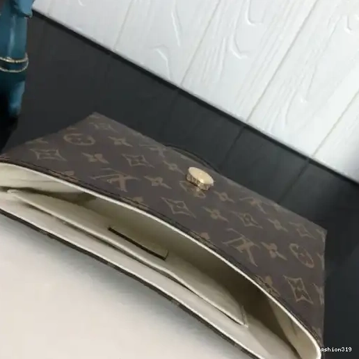 VUITTON BB LOUIS LOCKY 0316