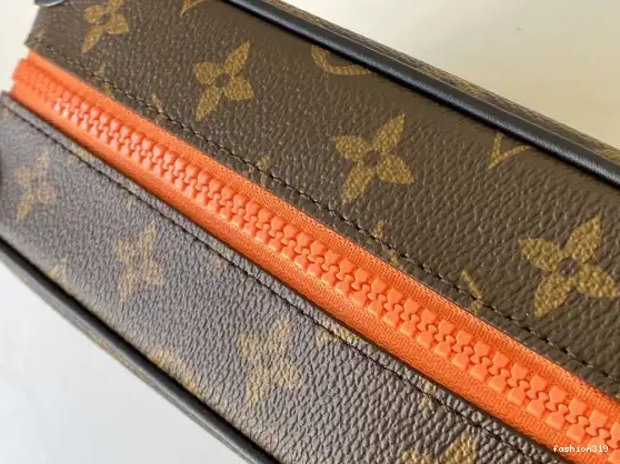 SOFT VUITTON TRUNK LOUIS 0318