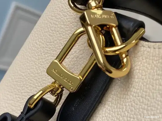 LOUIS VUITTON NÉONOÉ 0318