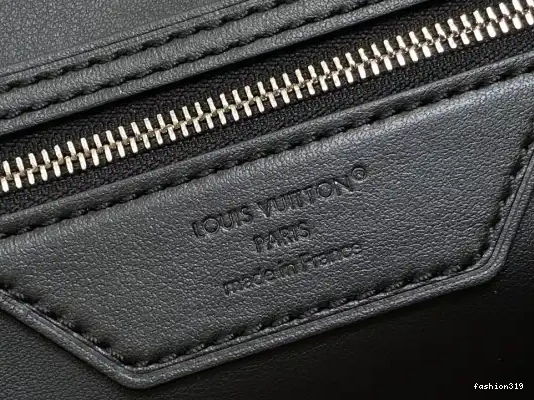 30 Louis Dark Soft Vuitton Speedy 0315
