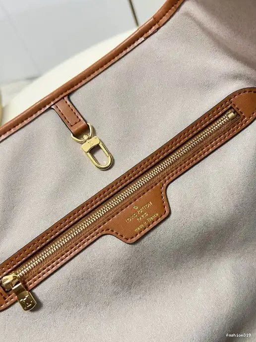 MM LOUIS NEVERFULL VUITTON 0316