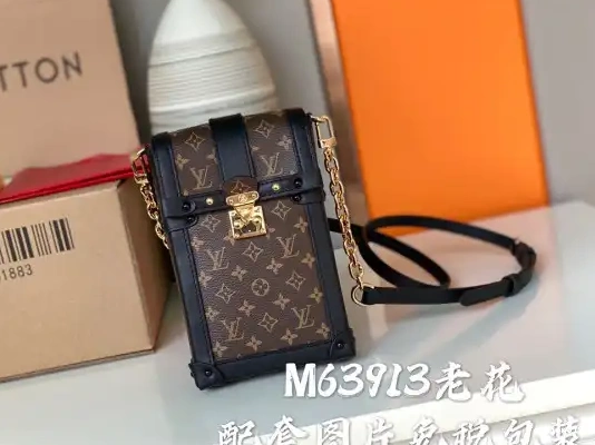 POCHETTE VERTICAL TRUNK VUITTON LOUIS 0316