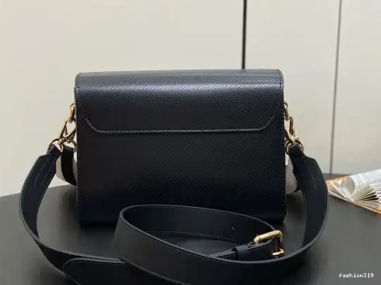 TWIST MM-23*17*9.5CM LOUIS VUITTON 0314