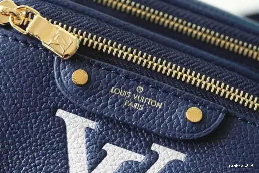 MINI BUMBAG-17-12-9.5CM VUITTON LOUIS 0320