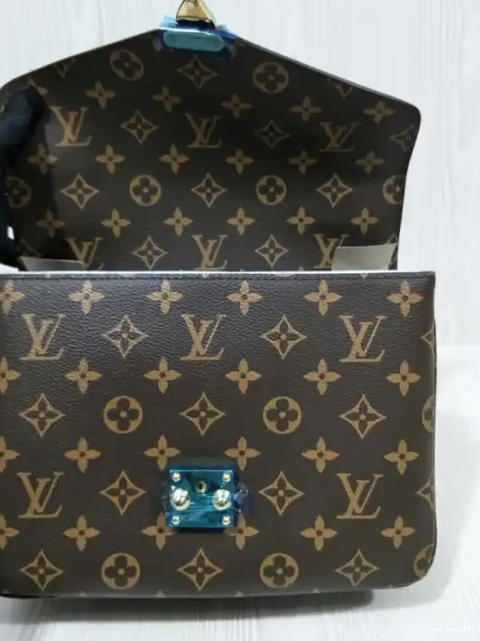 POCHETTE METIS VUITTON LOUIS 0315