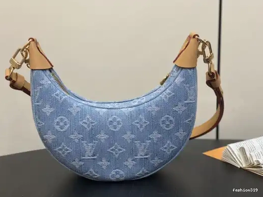 LOOP-23*13*6CM LOUIS VUITTON 0315