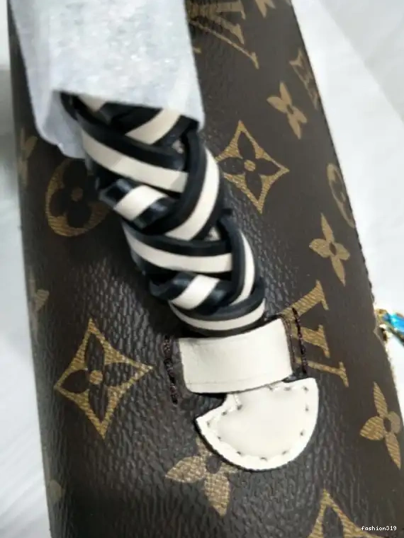 POCHETTE METIS VUITTON LOUIS 0315