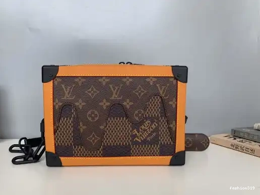 VUITTON TRUNK LOUIS SOFT 0314