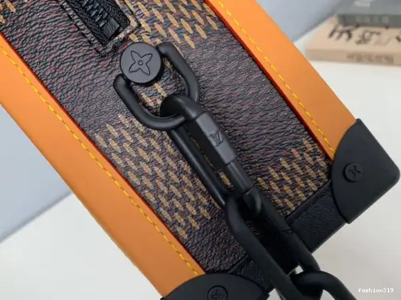 VUITTON TRUNK LOUIS SOFT 0314