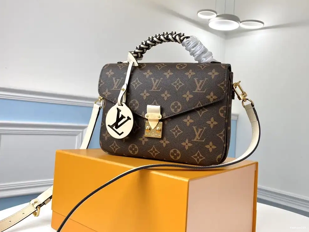 POCHETTE METIS VUITTON LOUIS 0315