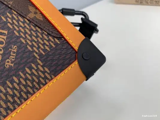 VUITTON TRUNK LOUIS SOFT 0314