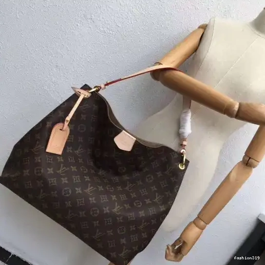 Vuitton GRACEFUL Louis MM 0318