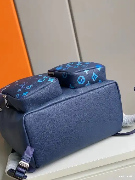 LOUIS VUITTON MULTIPOCKET BACKPACK 0317