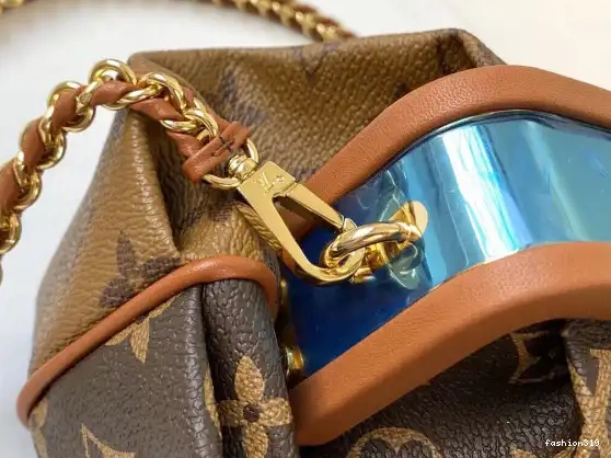 LOUIS EW BOURSICOT VUITTON 0321