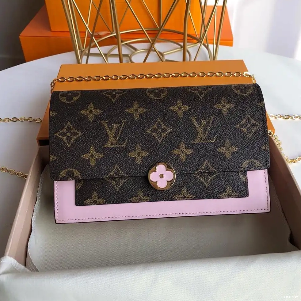 CHAIN LOUIS FLORE VUITTON WALLET 0316
