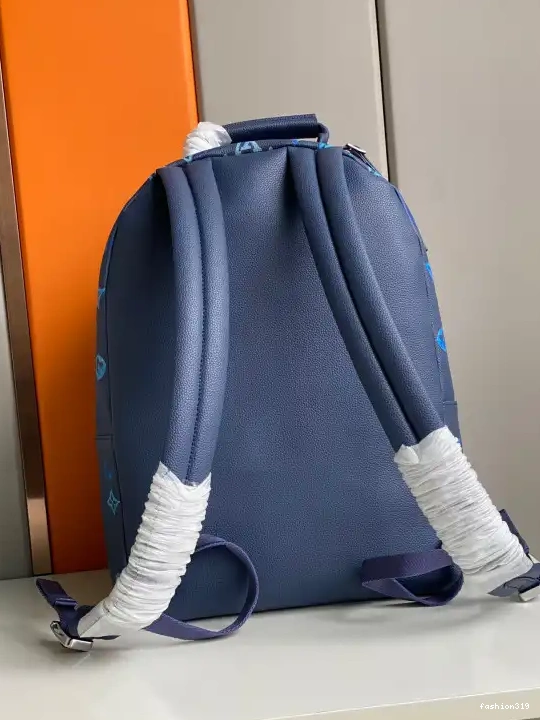 LOUIS VUITTON MULTIPOCKET BACKPACK 0317