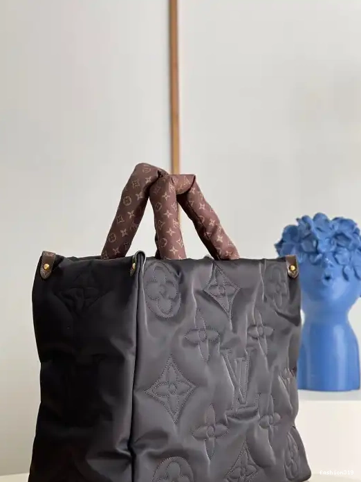 VUITTON ONTHEGO LOUIS GM 0321