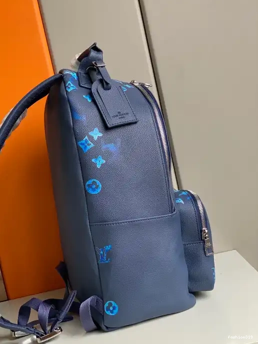 LOUIS VUITTON MULTIPOCKET BACKPACK 0317