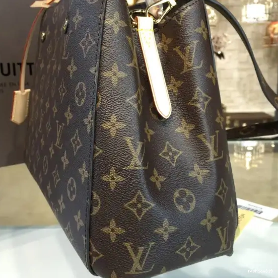 MONTAIGNE LOUIS MM VUITTON 0322