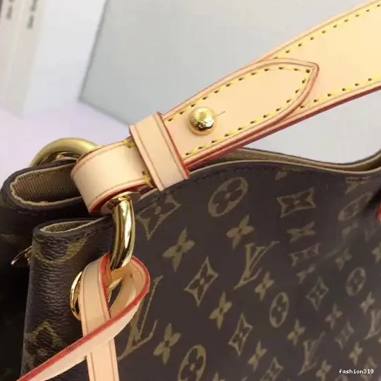 Vuitton GRACEFUL Louis MM 0318
