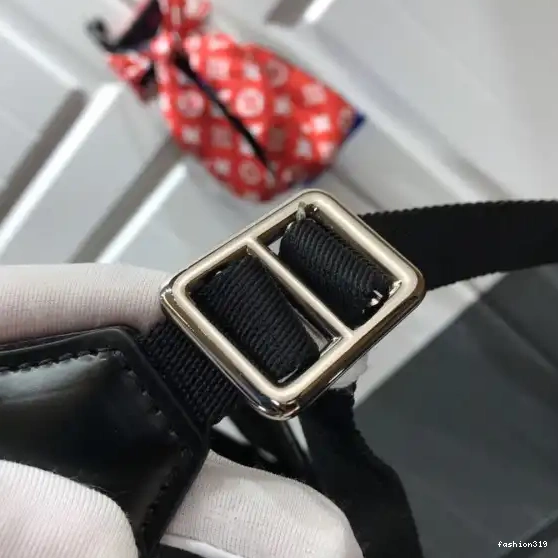 LOUIS VUITTON BACKPACK 0320