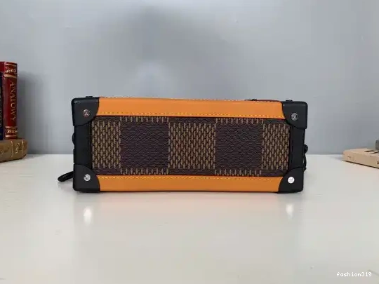 VUITTON TRUNK LOUIS SOFT 0314