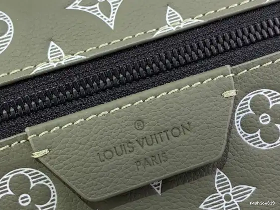 Backpack Discovery Louis PM-29*38*20CM Vuitton 0320