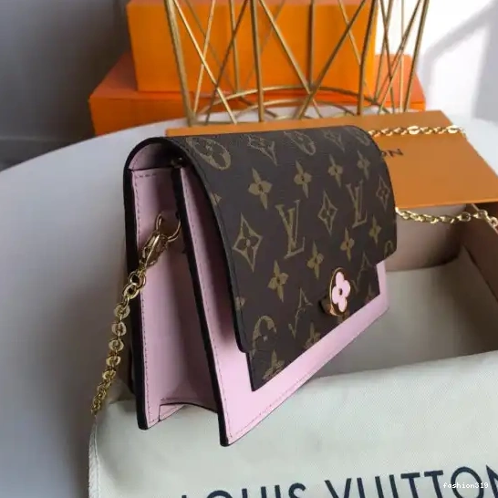 CHAIN LOUIS FLORE VUITTON WALLET 0316
